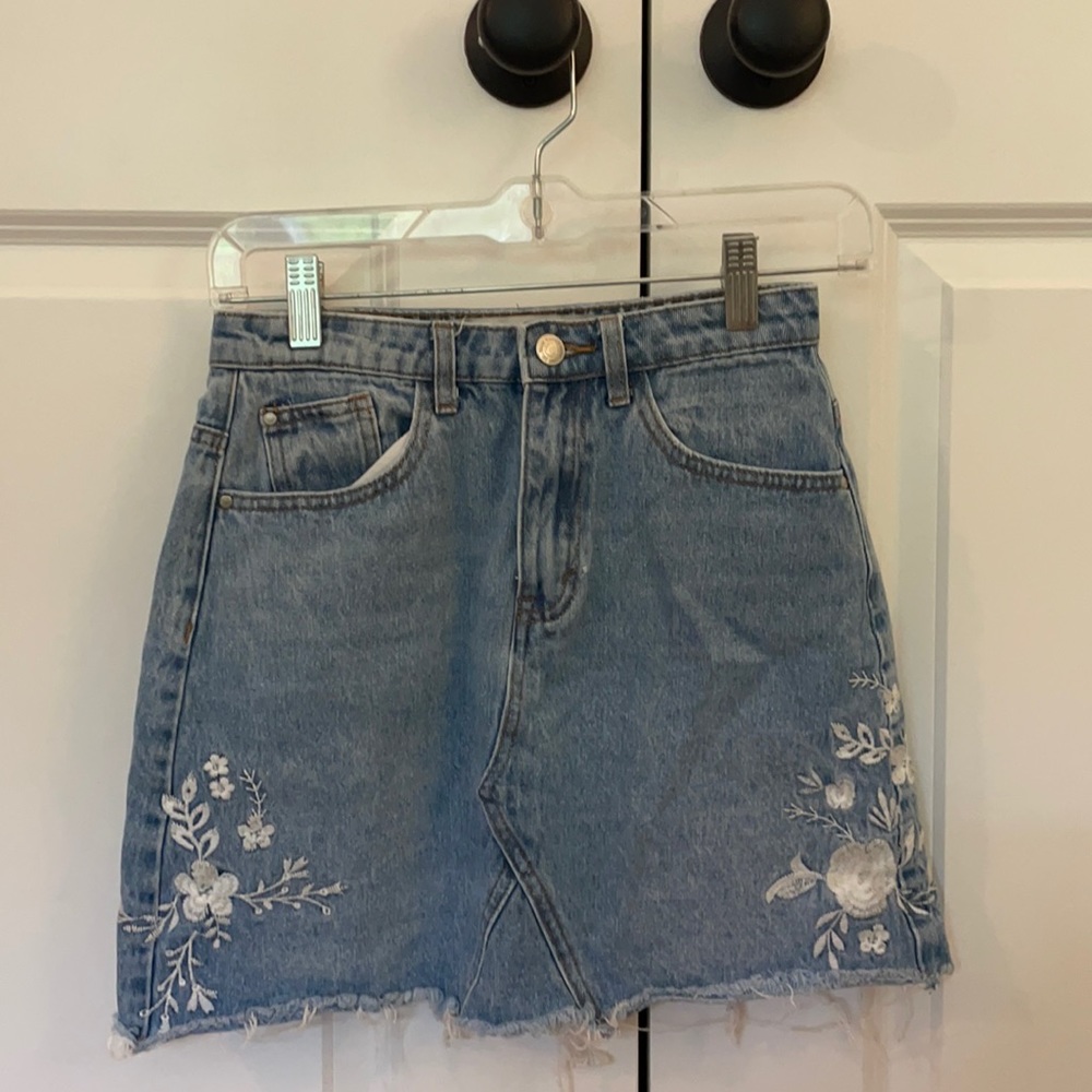 Denim Co. Denim Mini-Skirt, Light Wash, Size US 2